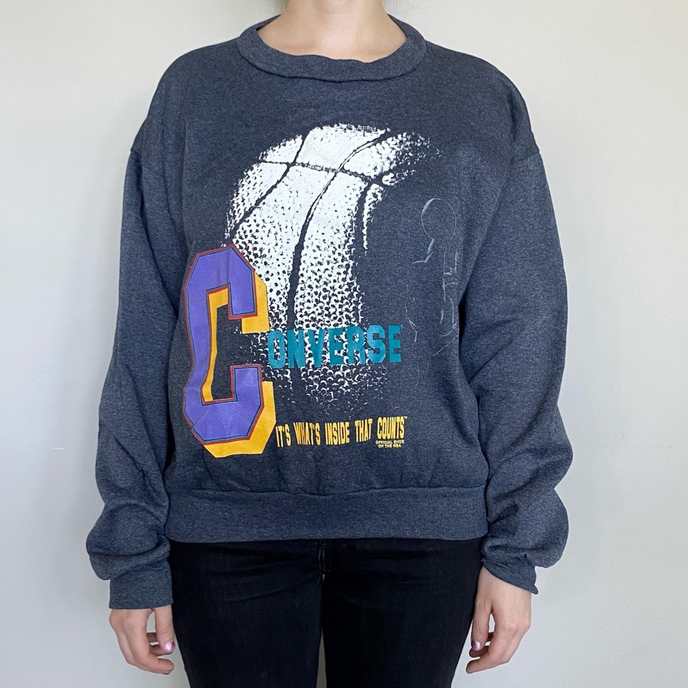 NWT Vintage 1990’s Converse NBA graphic sweatshirt. 🩶